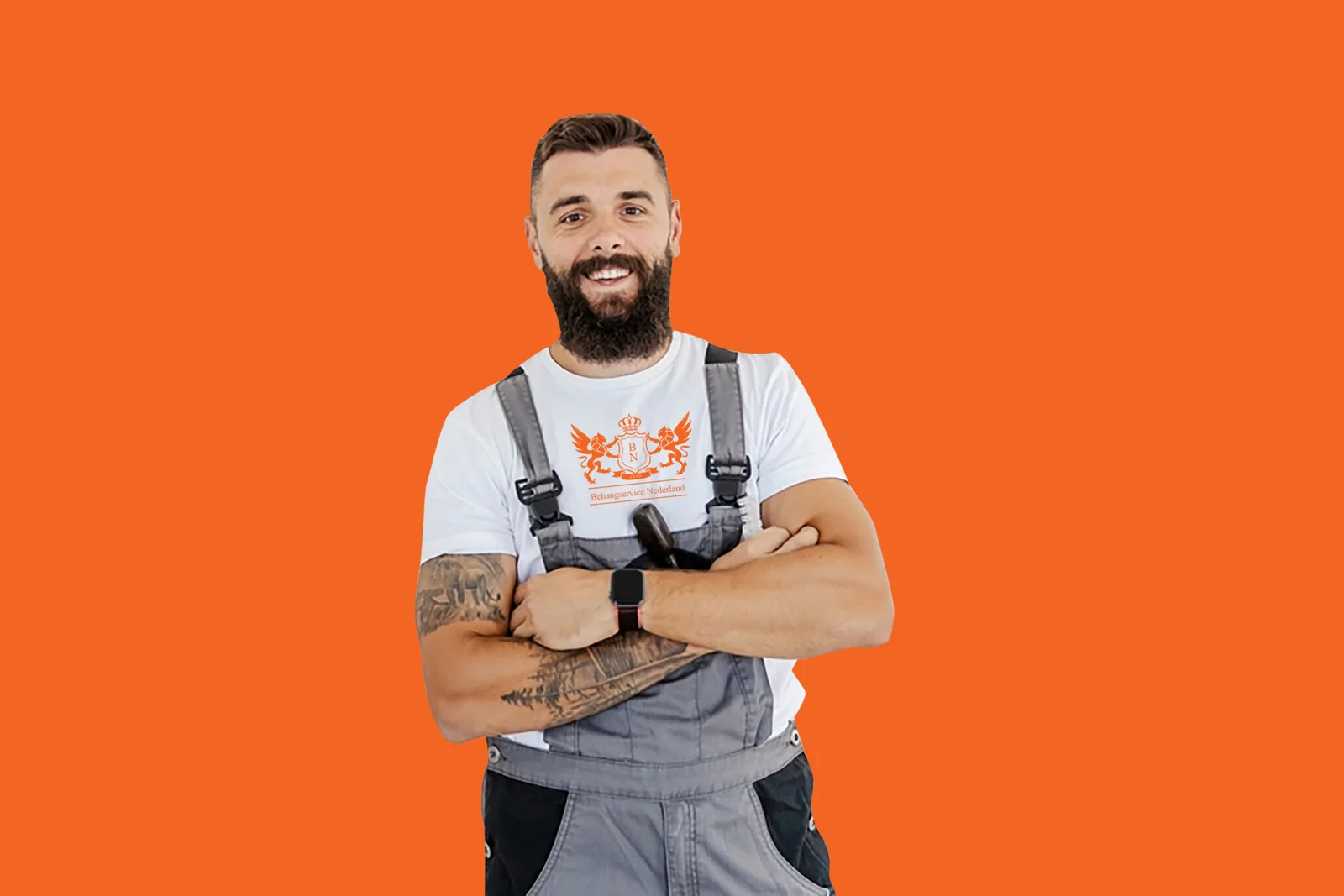 Dit is Jan onze glasvliesbehanger in Rotterdam die bekend staat om zijn strakke werk.